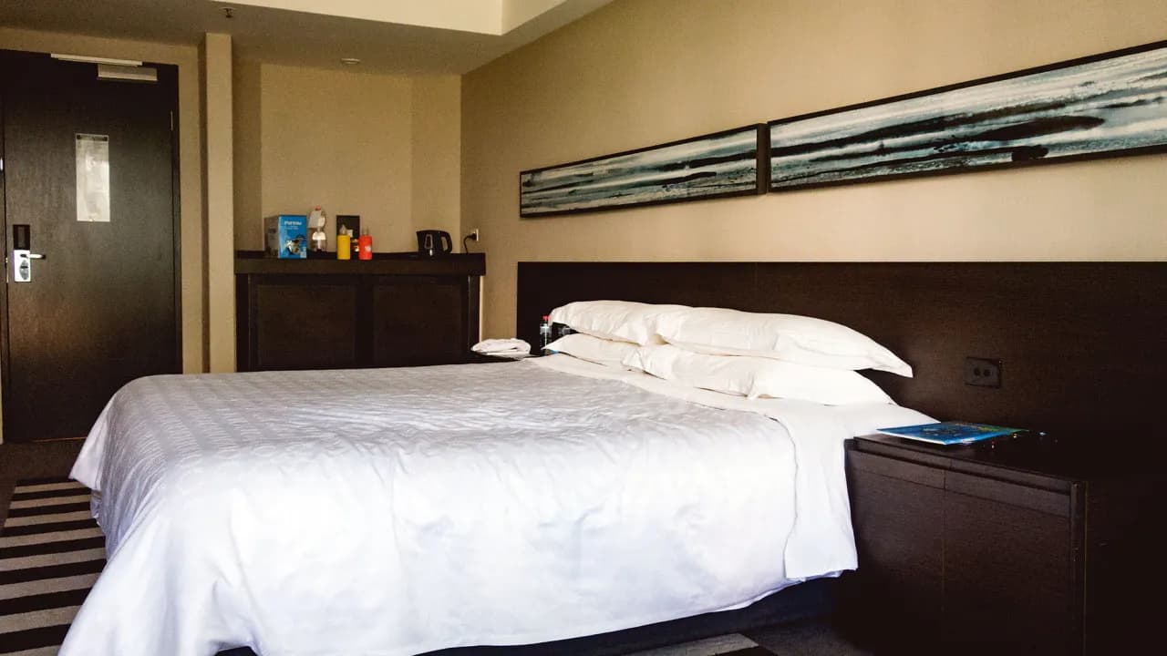 Jak zostawić pokój w hotelu i uniknąć nieprzyjemnych sytuacji