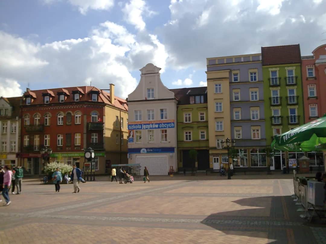 Gdzie leżą Chojnice? Odkryj ich wyjątkową lokalizację i atrakcje