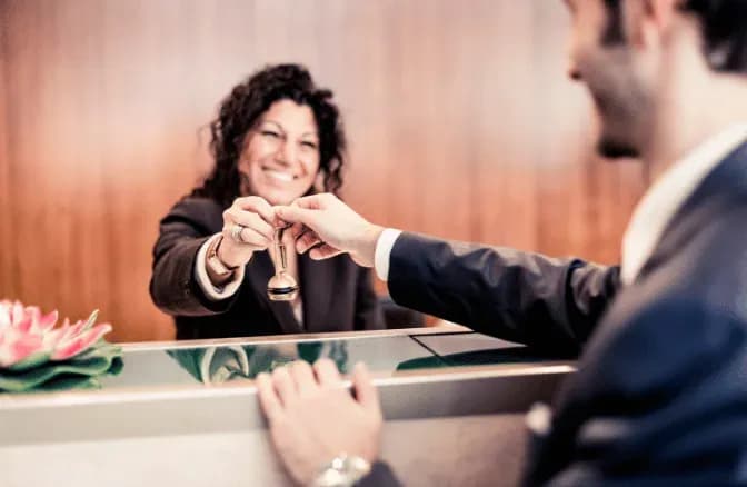 Jaki czas ma hotel na wyegzekwowanie roszczeń względem gościa? Sprawdź, zanim będzie za późno!