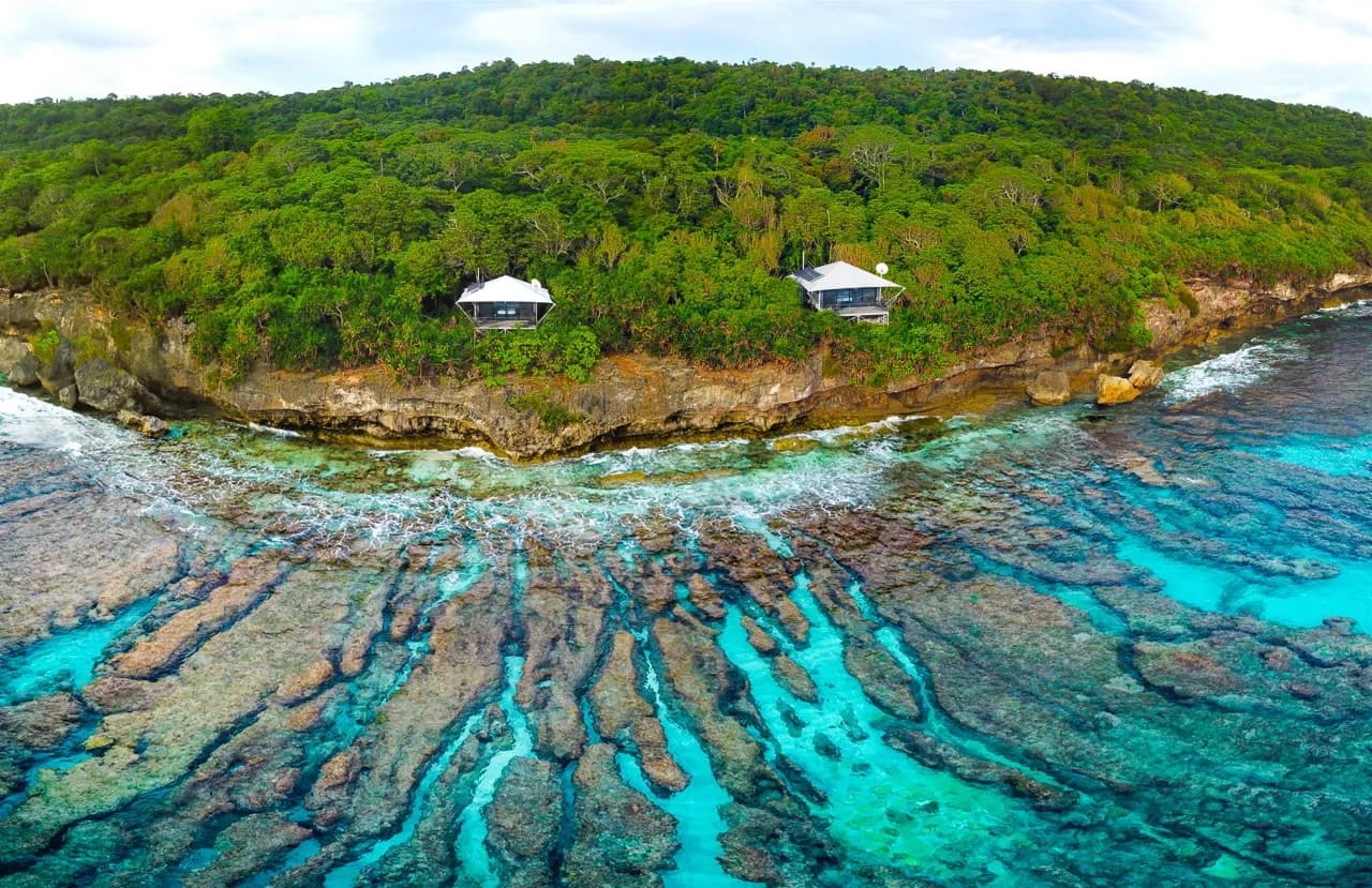 Gdzie leży wyspa Bożego Narodzenia? Odkryj jej niezwykłe położenie